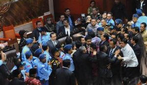 Contoh Konflik Politik